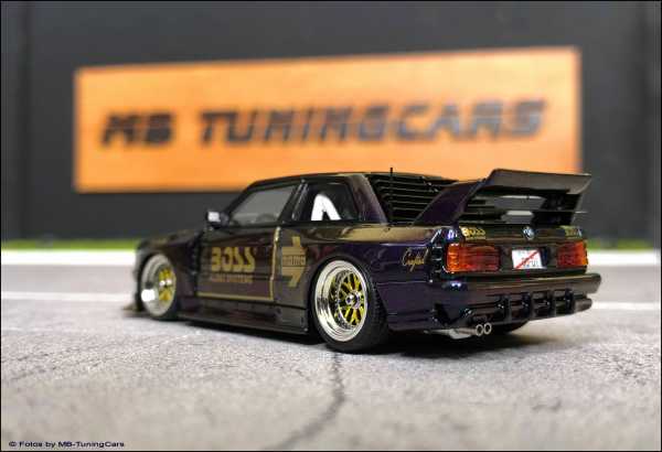 1:64 BMW E30 WIDEBODY - PURPLE CHAMELEON COLOR - LIMITED EDITION 199 Stk. inkl OVP